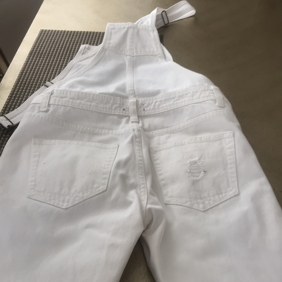 Pink dolphin overall - Picture 2 of 8